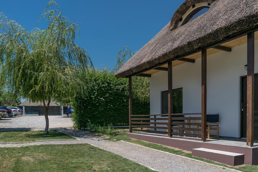 Готель Casa Patru Anotimpuri Дунавецу-де-Жос Екстер'єр фото