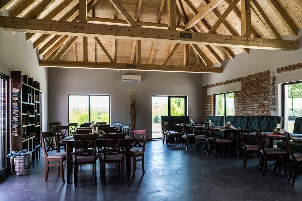 Готель Casa Patru Anotimpuri Дунавецу-де-Жос Екстер'єр фото